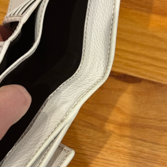 Gucci White leather wallet with Red and blue Stripe - Picture 12 of 12